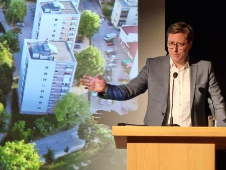 Vladimir Prebilič (župan občine Kočevje) je spregovoril o zagonu turizma na Kočevskem.